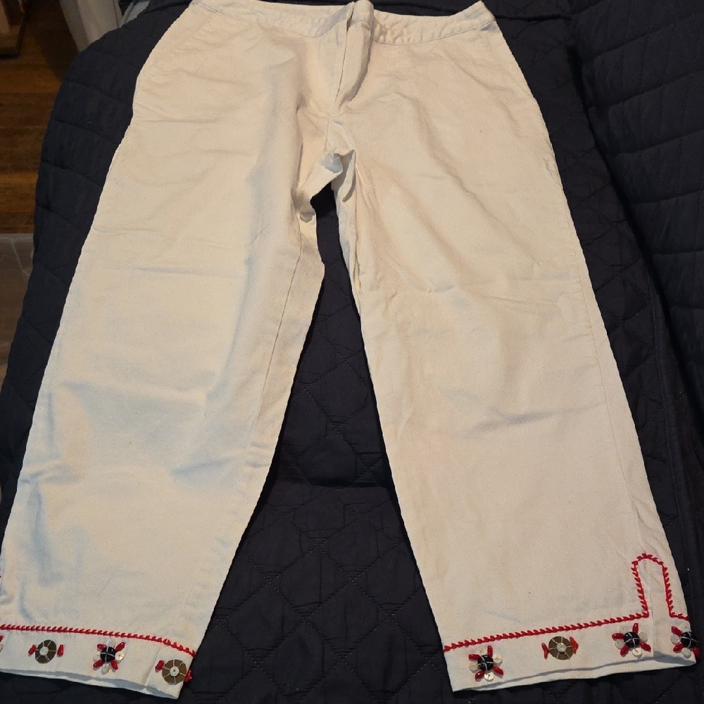 Ruby Rd. White Pants with Red Embroidery